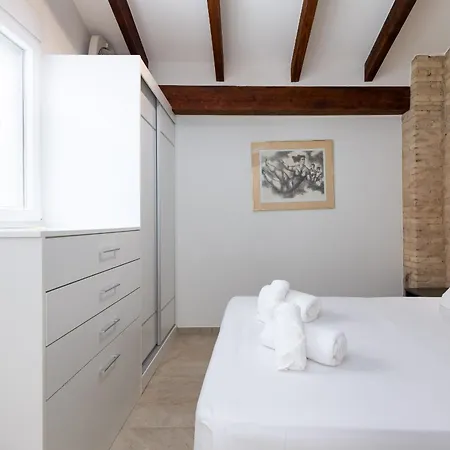 Апартаменты Apartup Malvarrosa Dolce Ii *
